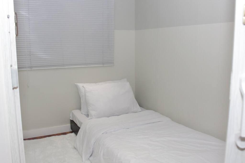 A2J Bgc Luxury 2Br Loft Near Burgos Circle & Malls Manila Zewnętrze zdjęcie